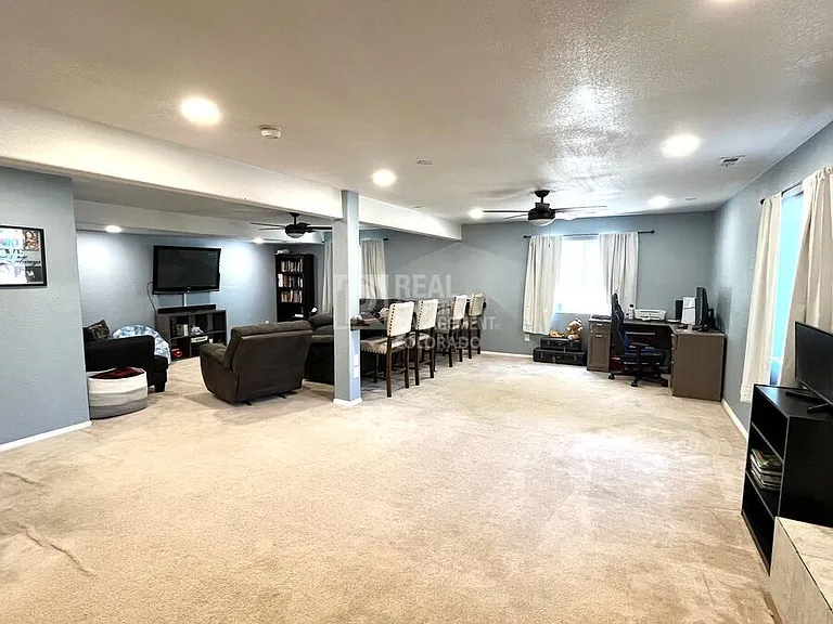 654 Montrail Dr — Photo 19