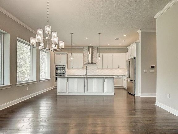 5th image of 12928 Bovet Ave