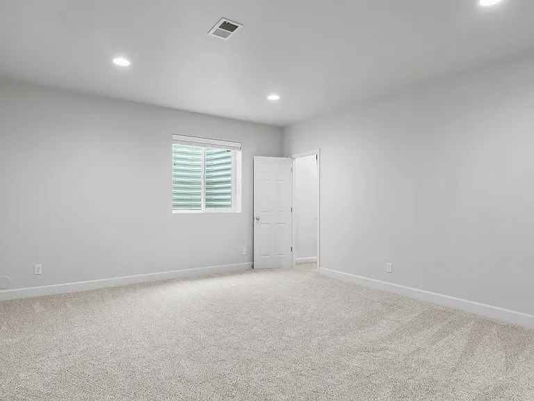5859 Leon Young Dr — Photo 42