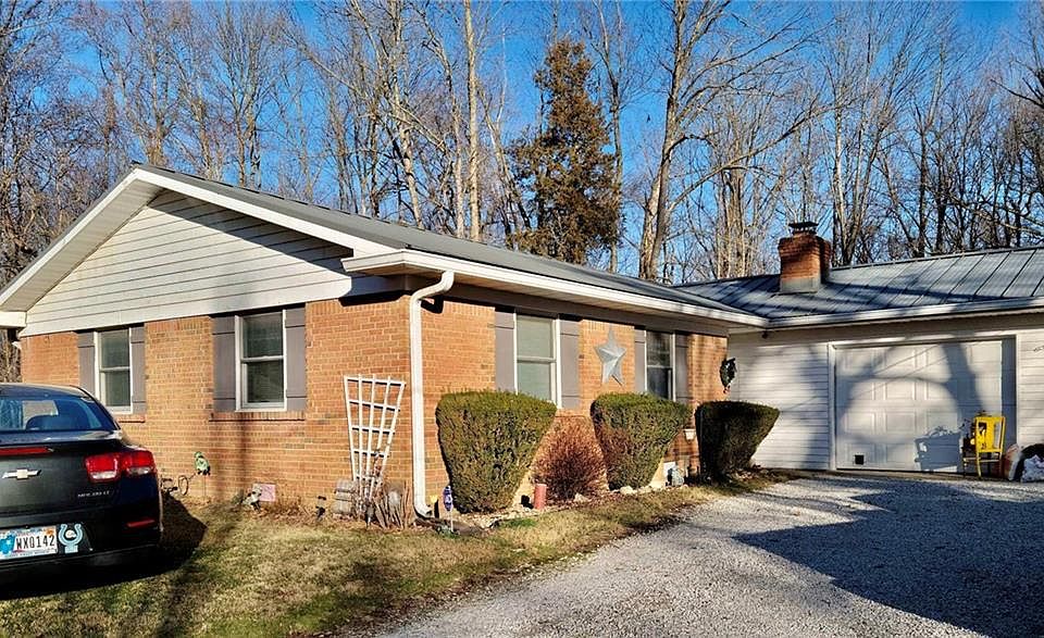 1st image of 4744 S Westgate Dr