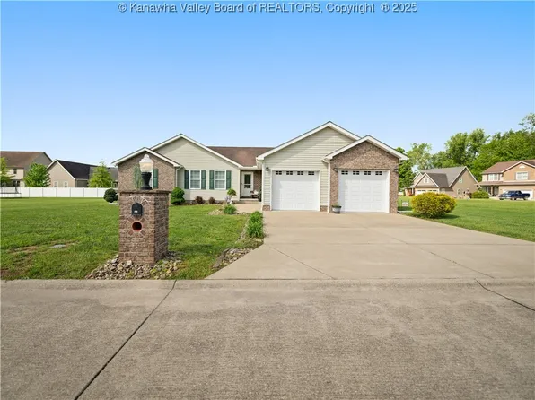 452 Rumer Station Rd, Red House, WV 25168