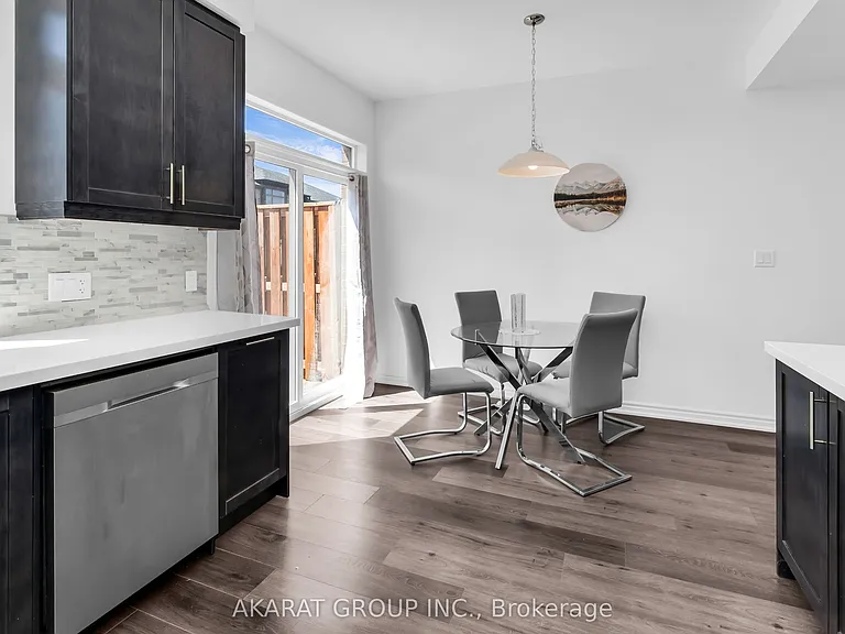 61 Soho St #68 — Photo 19