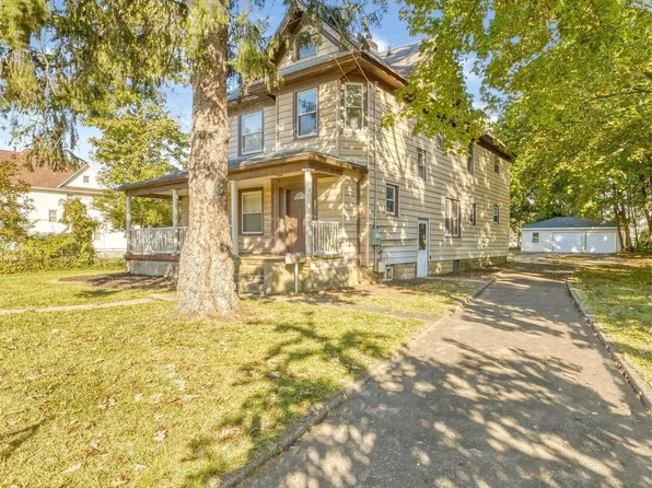 51 Forest Avenue, Freeport, NY 11520