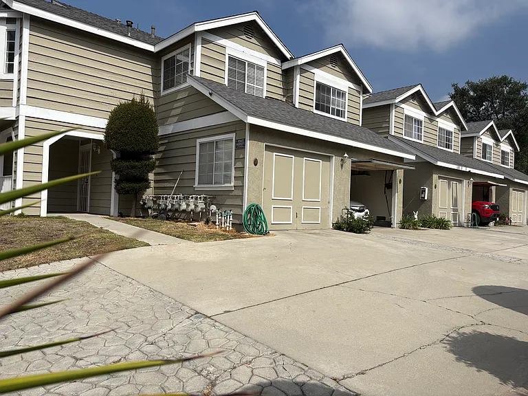 615 E Colorado Blvd #B — Photo 39