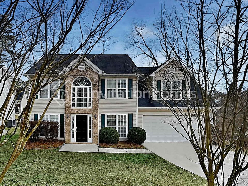 1st image of 1042 Simon Park Cir