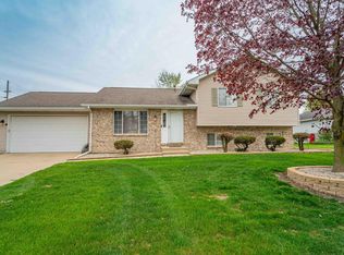 13305 Cardinal Ln, Cedar Lake, IN 46303