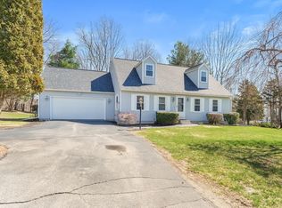 4 Lilacwood Cir, Haverhill, MA 01832