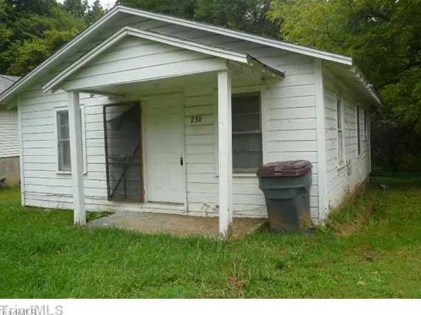 236 Lytle St, Reidsville, NC 27320