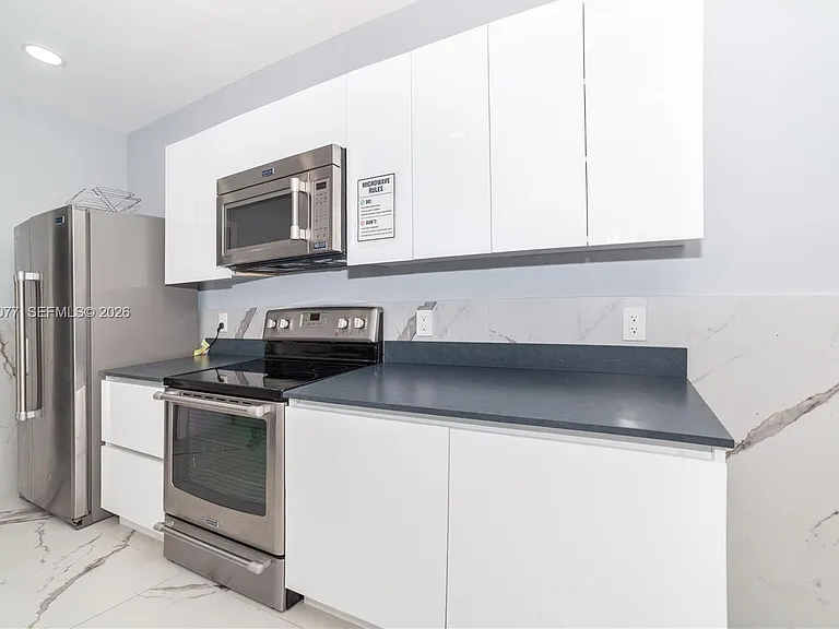 1904 S Ocean Dr #604 — Photo 24