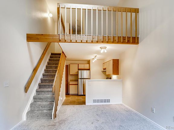5th image of 397 S Taft Ct #128