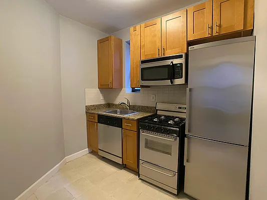 Rented by Tourma Realty LLC | media 22