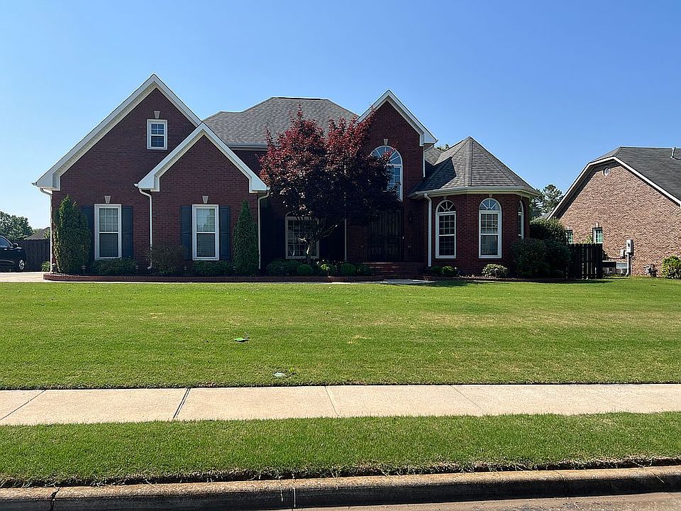 1st image of 110 Hidden Creek Dr