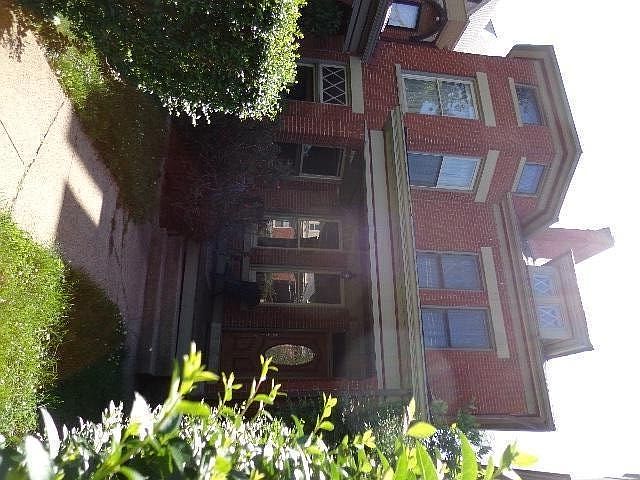 1st image of 891 Dennison Ave