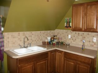 903 Pleasant St #2, Dekalb, IL 60115