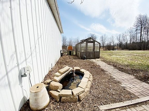 4th image of 4997 Trestik Dr