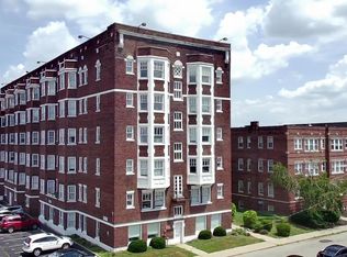 230 E 9th St APT 111, Indianapolis, IN 46204
