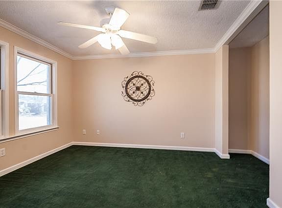 5th image of 4509 Cedar Crest Dr