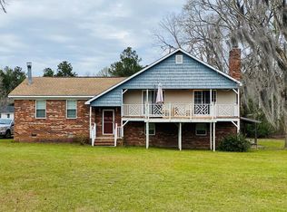 25 Liles Dr, Waycross, GA 31503