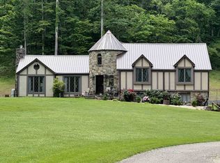 120 Maggie Ln, Wayne, WV 25570