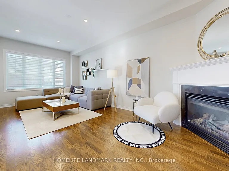 13 Woodway Ln — Photo 13