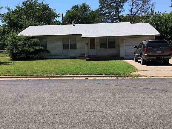 2nd image of 406 Peach St