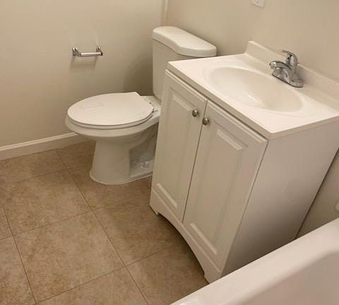 4th image of 470 E Angeleno Ave #202
