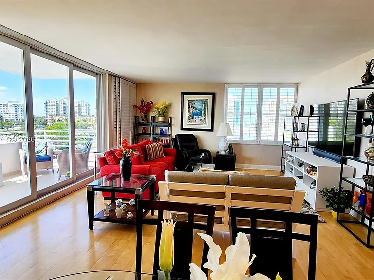 888 Intracoastal Dr #6E — Photo 18