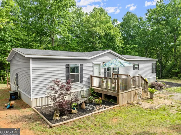 214 Smokey Mountain Rd, Cleveland, GA 30528