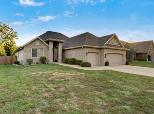 928 E Ozark Jubilee Rd, Nixa, MO 65714