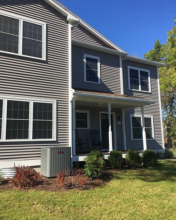 1st image of 429 Washington St #2