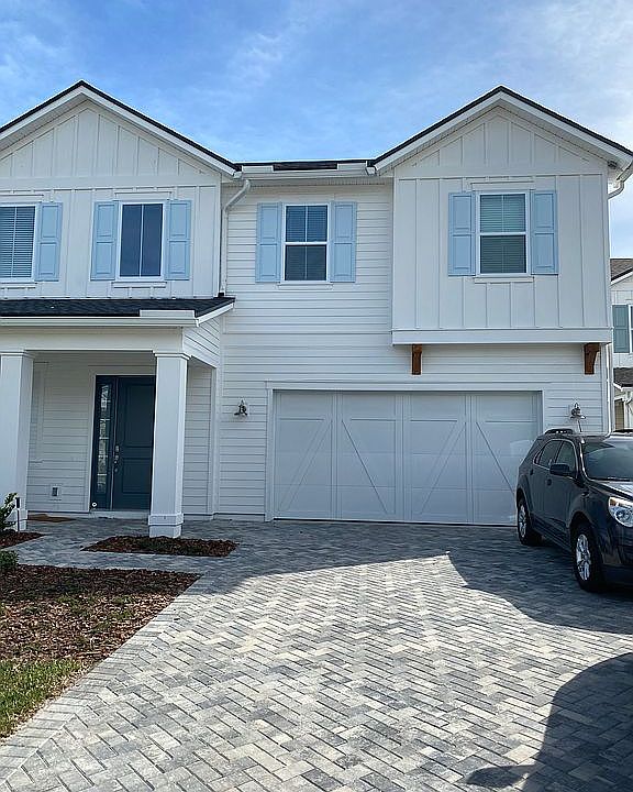 1st image of 219 Parkbluff Cir