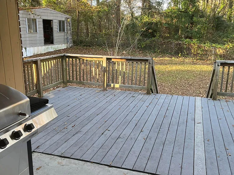 1115 Drew Ln — Photo 8