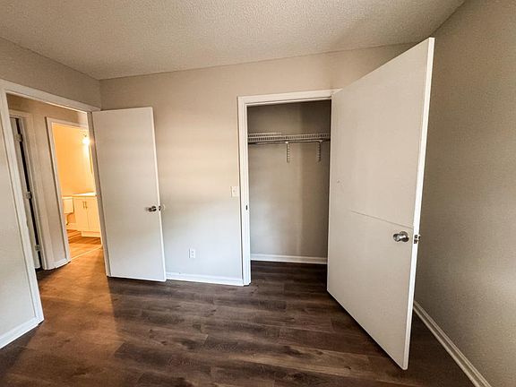 5th image of 1725 W Pine Lake Dr