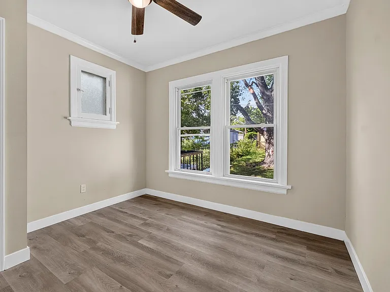 4323 Bingham Ave — Photo 14