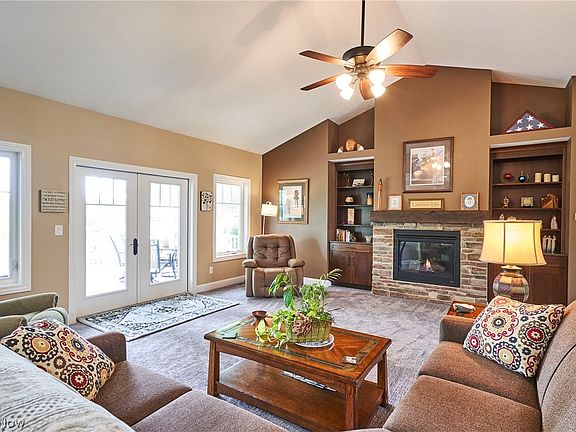 5th image of 8595 Virginia Dr