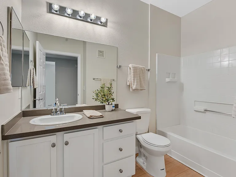 2291 W Horizon Ridge Pkwy #1106 — Photo 13