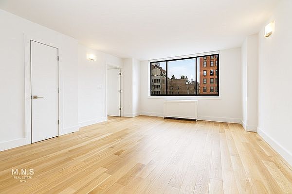 1st image of 250 W 19th St APT 14H