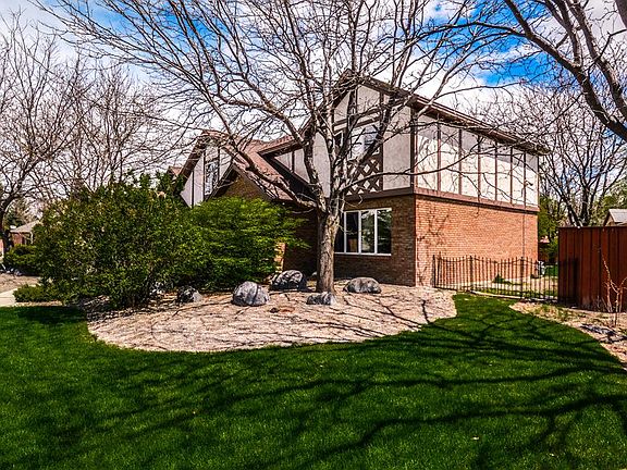 2nd image of 2855 Sunnybrook Ln