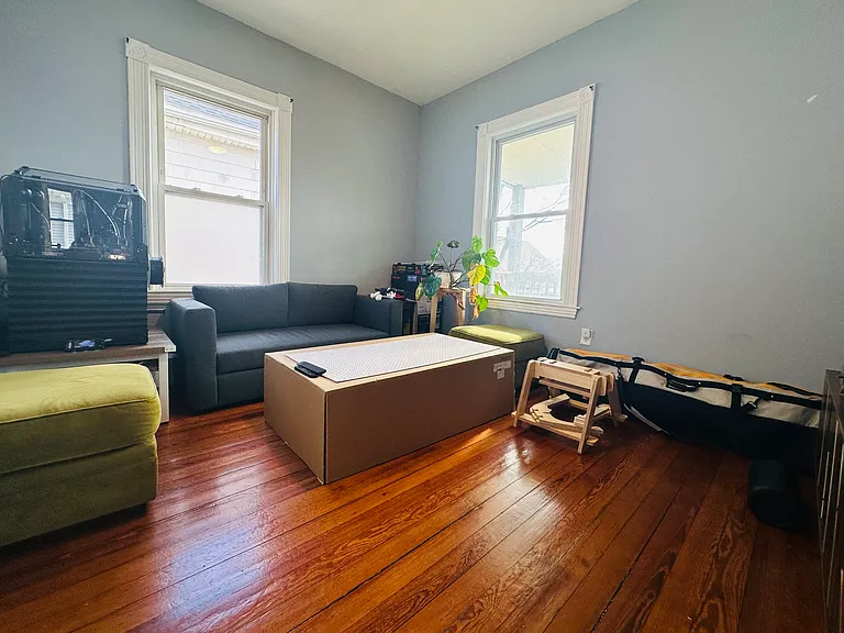 20 Dalrymple St #3 — Photo 8