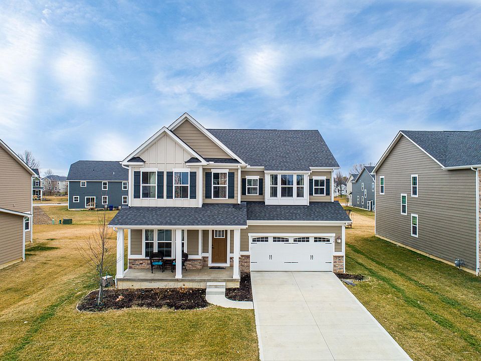 1st image of 978 Balmoral Dr