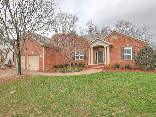 2106 Wimbledon Cir, Franklin, TN 37069