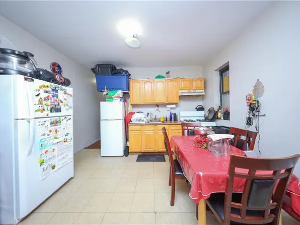 258 60th Street image 14 of 32