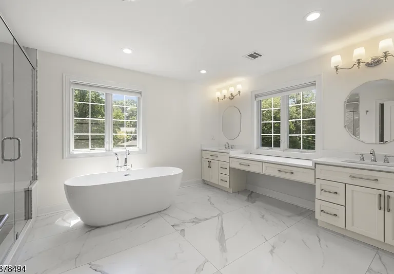 20 Woodfern Rd — Photo 31
