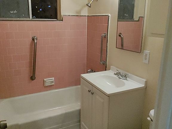3rd image of 757 N H St #38