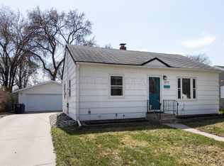 1810 11th Ave S, Fargo, ND 58103