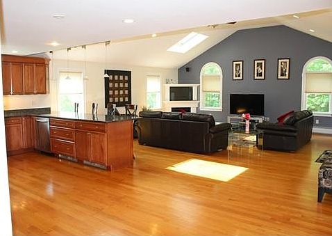 4th image of 9 Briarcliff Dr