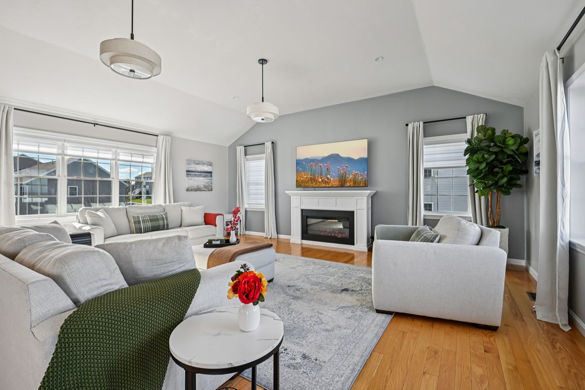 next background image