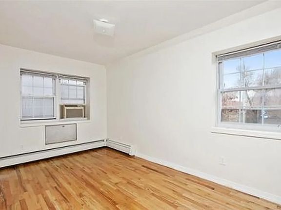 5th image of 848 Bergen St APT 1