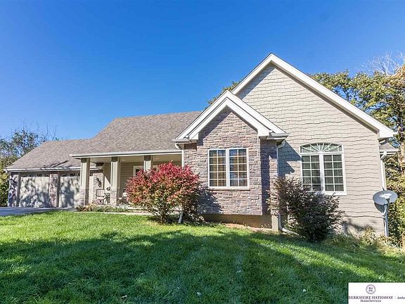 2nd image of 12760 Pioneer Ln