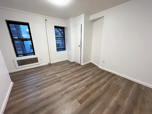 Rented by OvCo Realty | media 26